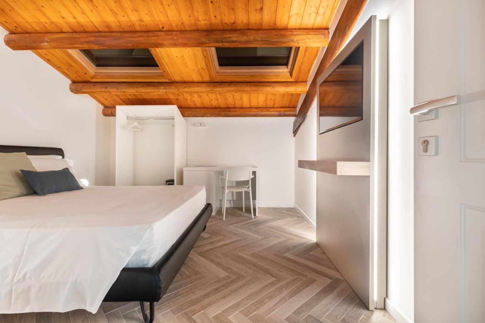 La Terrazza Su Dante Rooms Palermo Exterior photo